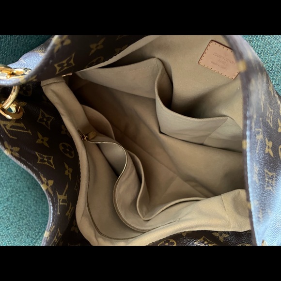 Louis Vuitton Artsy - Picture 4 of 8